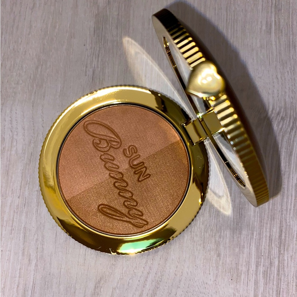 Too Faced Cosmetics - Sun Bunny Natural Bronzer